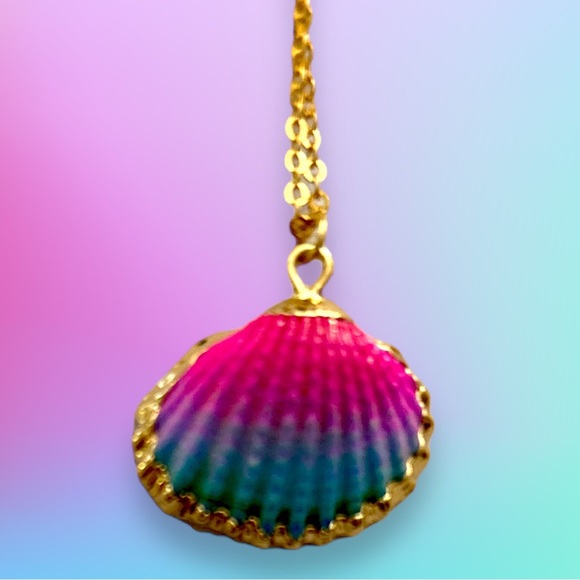 Women’s necklace Seashell and Gold Necklace Nwt - Picture 6 of 12